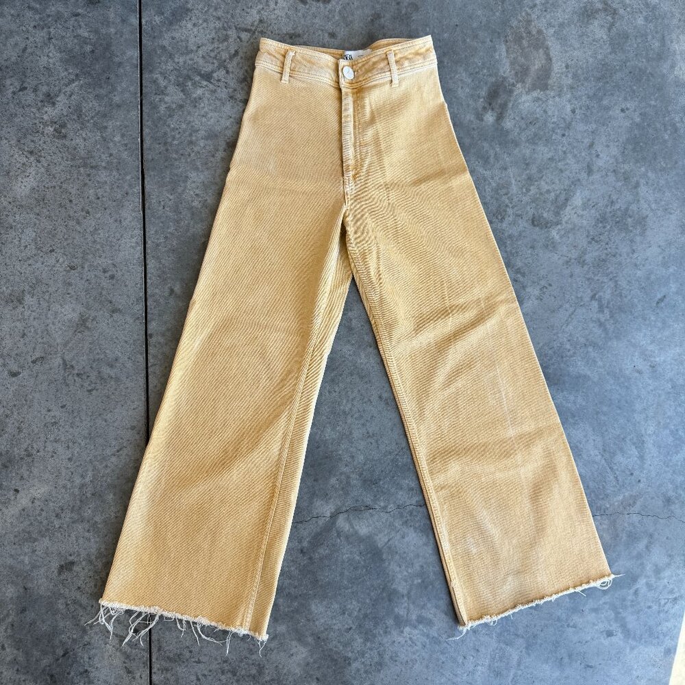 Zara Marine Straight in Yellow